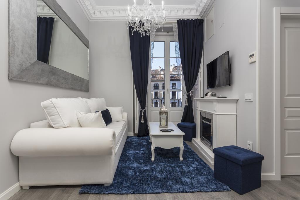 Apartament Puerta Del Sol Center Madryt Zewnętrze zdjęcie